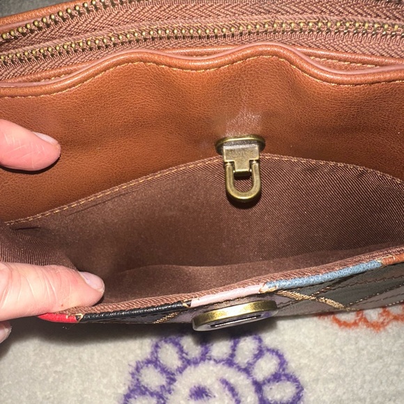 Geometric Patchwork Shoulder Bag - Picture 3 of 8